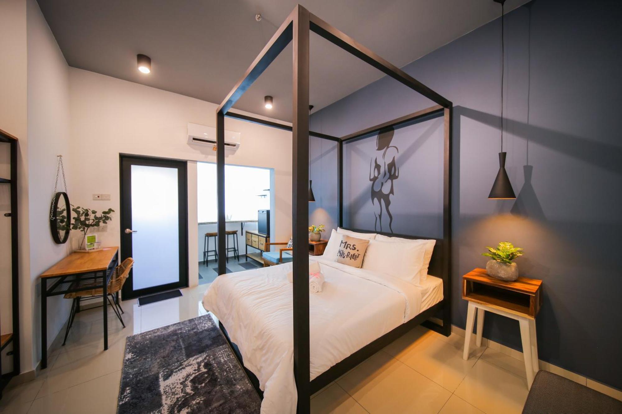 The In - The Lov Penang